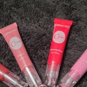 Creamy Lip Gloss Trio — Pink, Peach & Red High-Shine Set